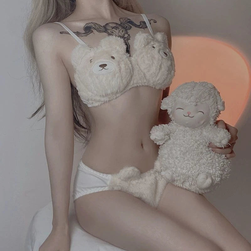Lyvra flauschiges Dessous-Set professionell fotografiert für Online-Shops